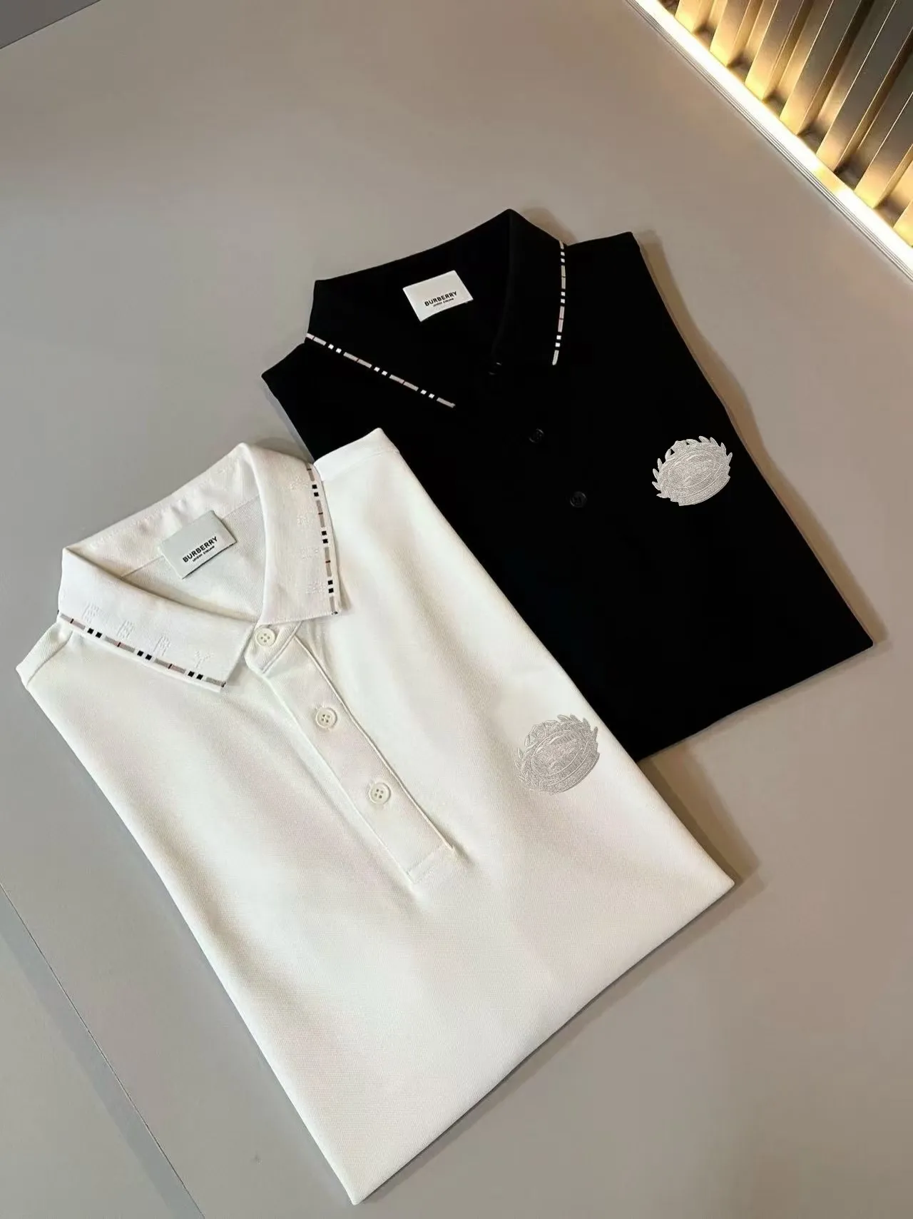 P125， Bur*erry * 2026 New Arrival Polo ， ！ , ！ ！ Breathable , ！ logo ！ ! ！ Premium .Size:M-4XL